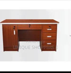 High Quality Classy 1.4m Office Desk