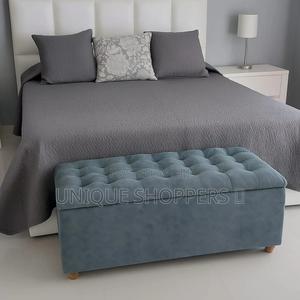 Quality Storage Ottoman - thumbnail 2