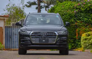 Audi Q5 2.0T Premium AWD quattro 2019 Black