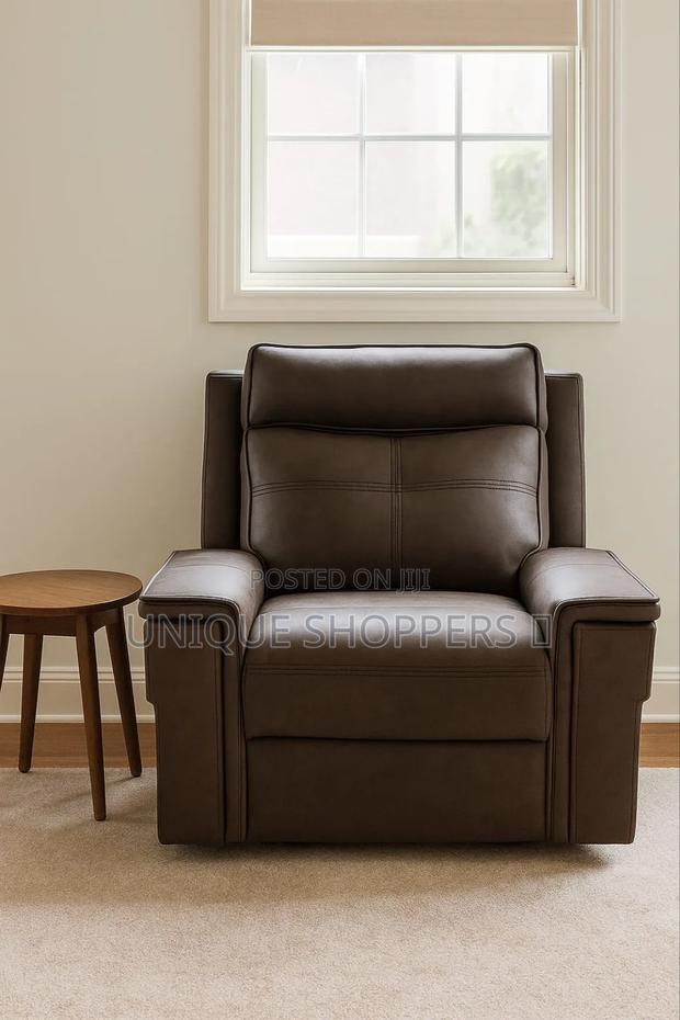 Quality Single Recliner
Microfibre Fabric