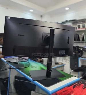 Brandnew Samsung Viewfinity S6