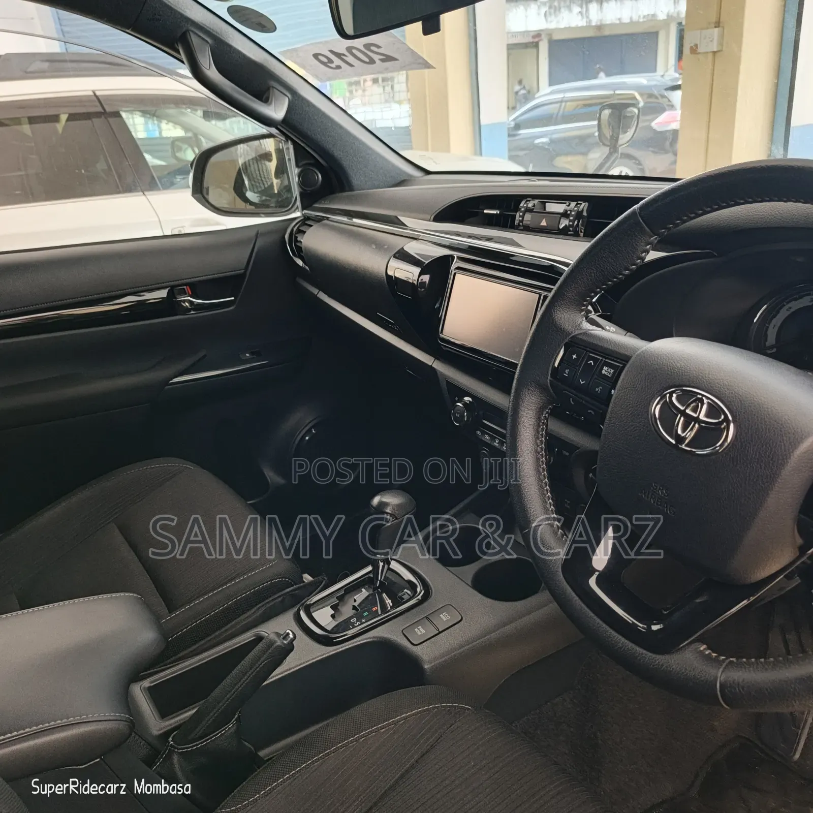 Toyota Hilux 2019 Black