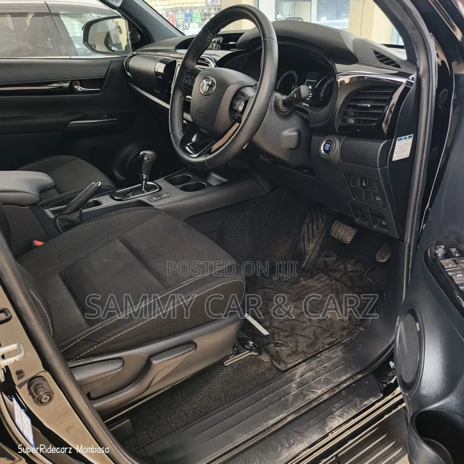 Toyota Hilux 2019 Black