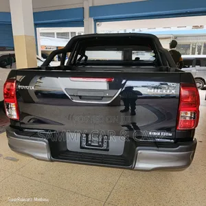 Toyota Hilux 2019 Black
