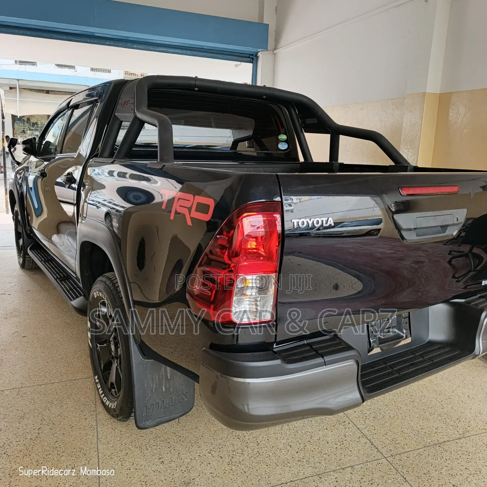 Toyota Hilux 2019 Black