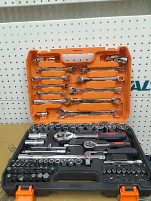 82pcs Socket Wrench Set