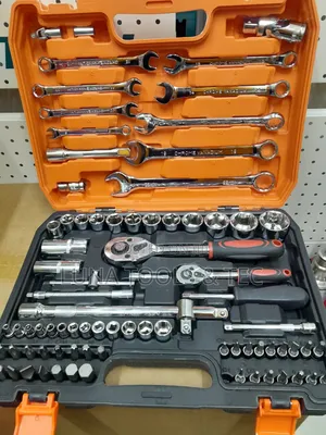 82pcs Socket Wrench Spanner Set