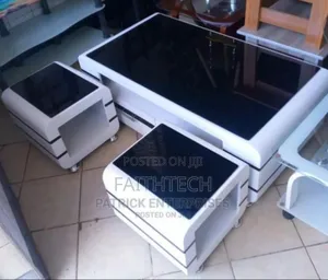 Coffee Table 2 Stools