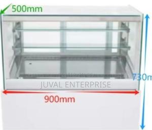 Cake Display - main view