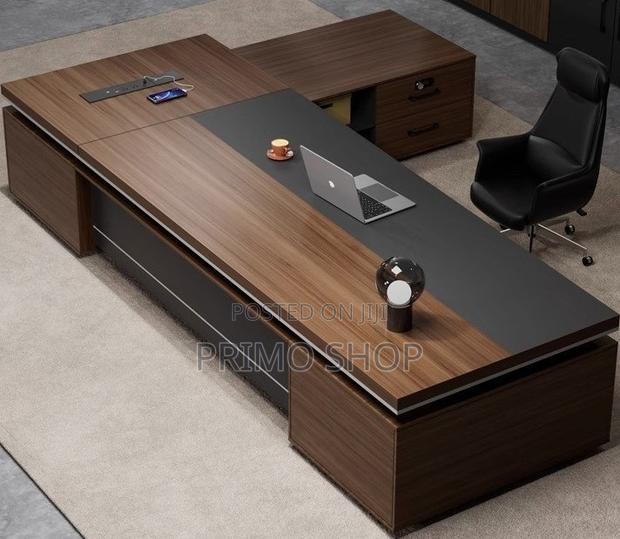 Office Desk; Immaculate 200cm Desk for Professionals - thumbnail 2