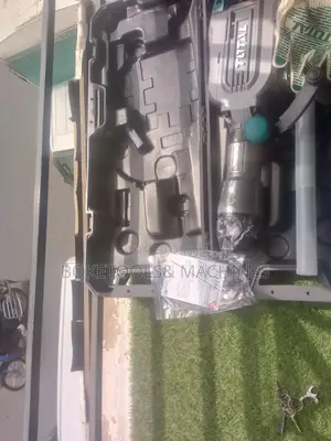 Total Demolition Hammer 1700watts