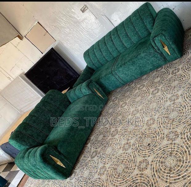 Ergonomic Green 5 Seater Sofa Set 3-2