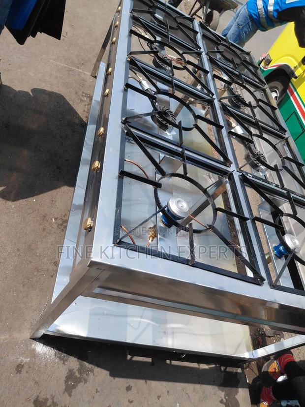 An 8 Burner - main view