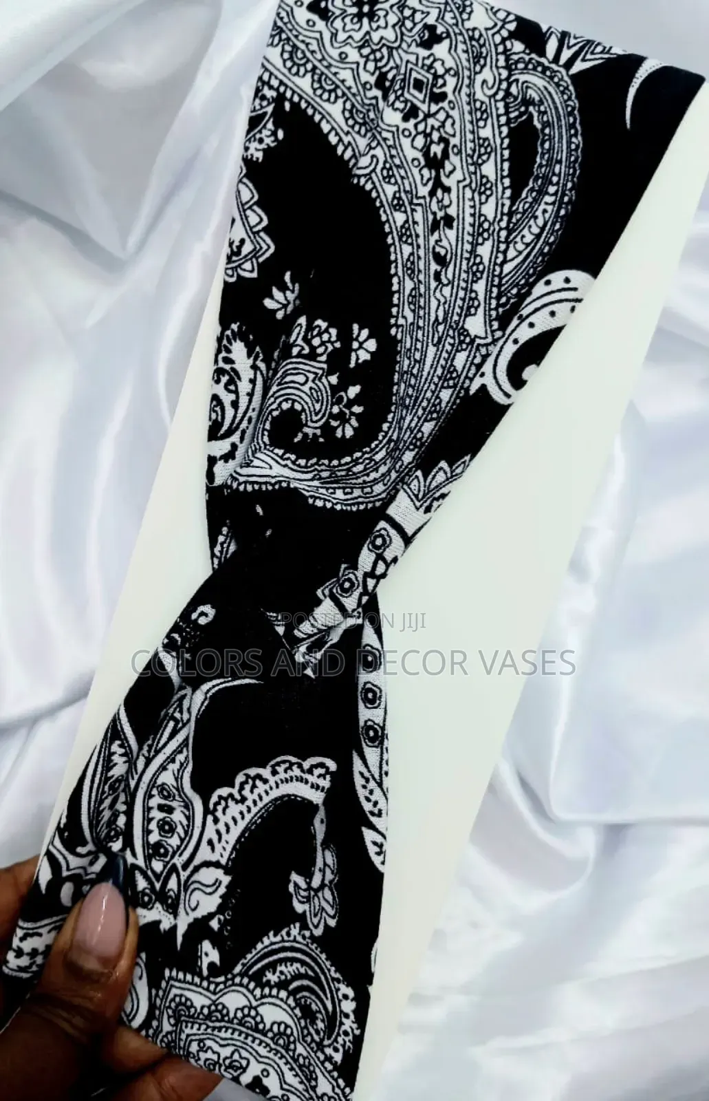 Flowery Bands to Spice Up Your Hair