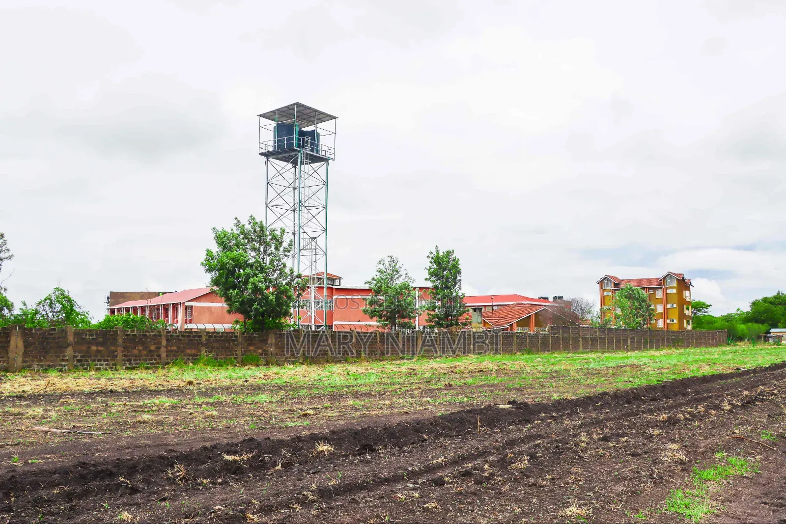 Plot for Sale in Jujafarm
