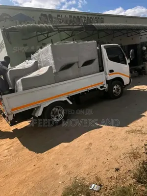 Lorry Available for Transit and Movers Services