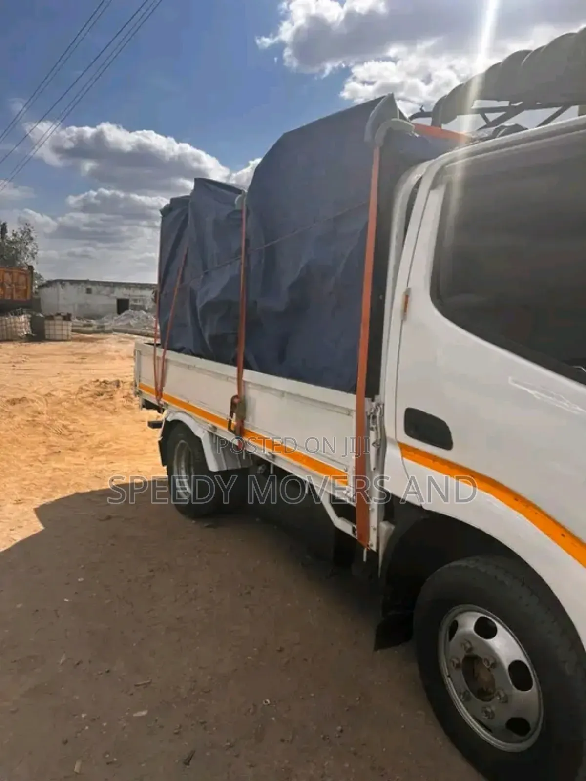 Lorry Available for Transit and Movers Services