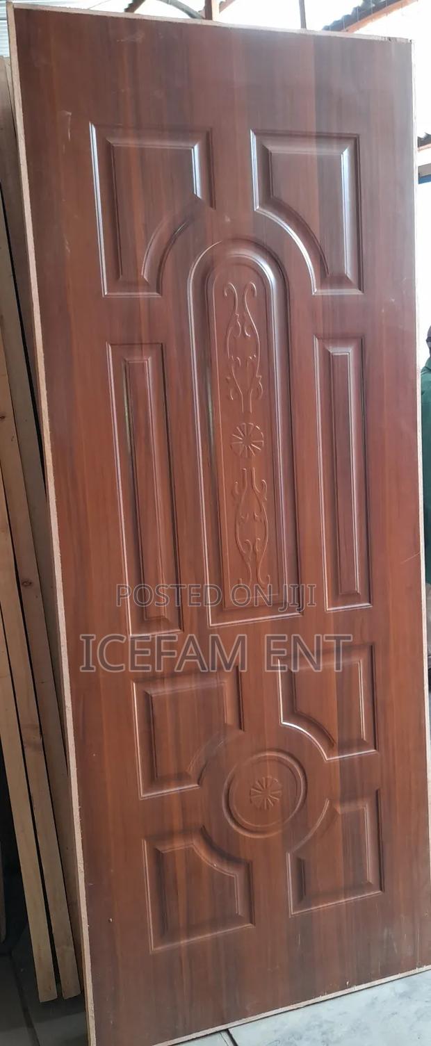 Laminated Mahogany Flash Door - main view