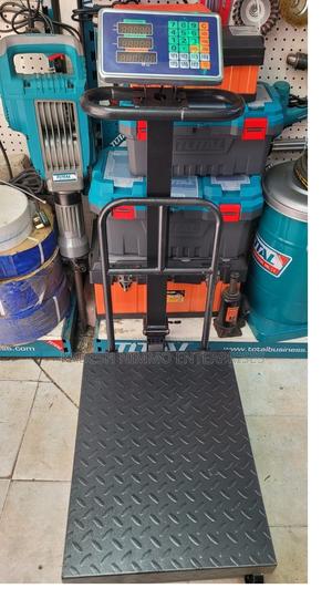 600kg Scale With Wheels & Display - thumbnail 2