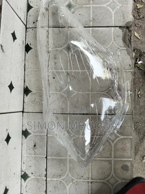 Toyota Ractis 2008 Headlight Lens
