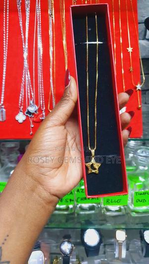 Ladies Neckpieces - main view