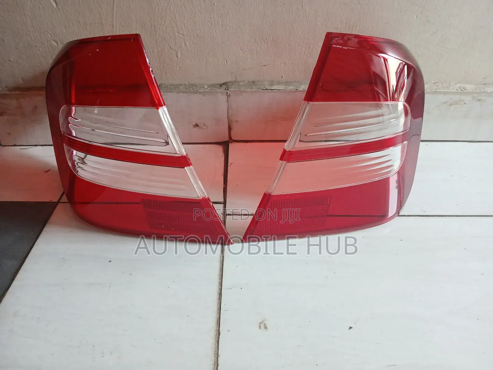 Toyota Premio Tail Light Lens