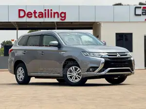 Mitsubishi Outlander 2017 Gray