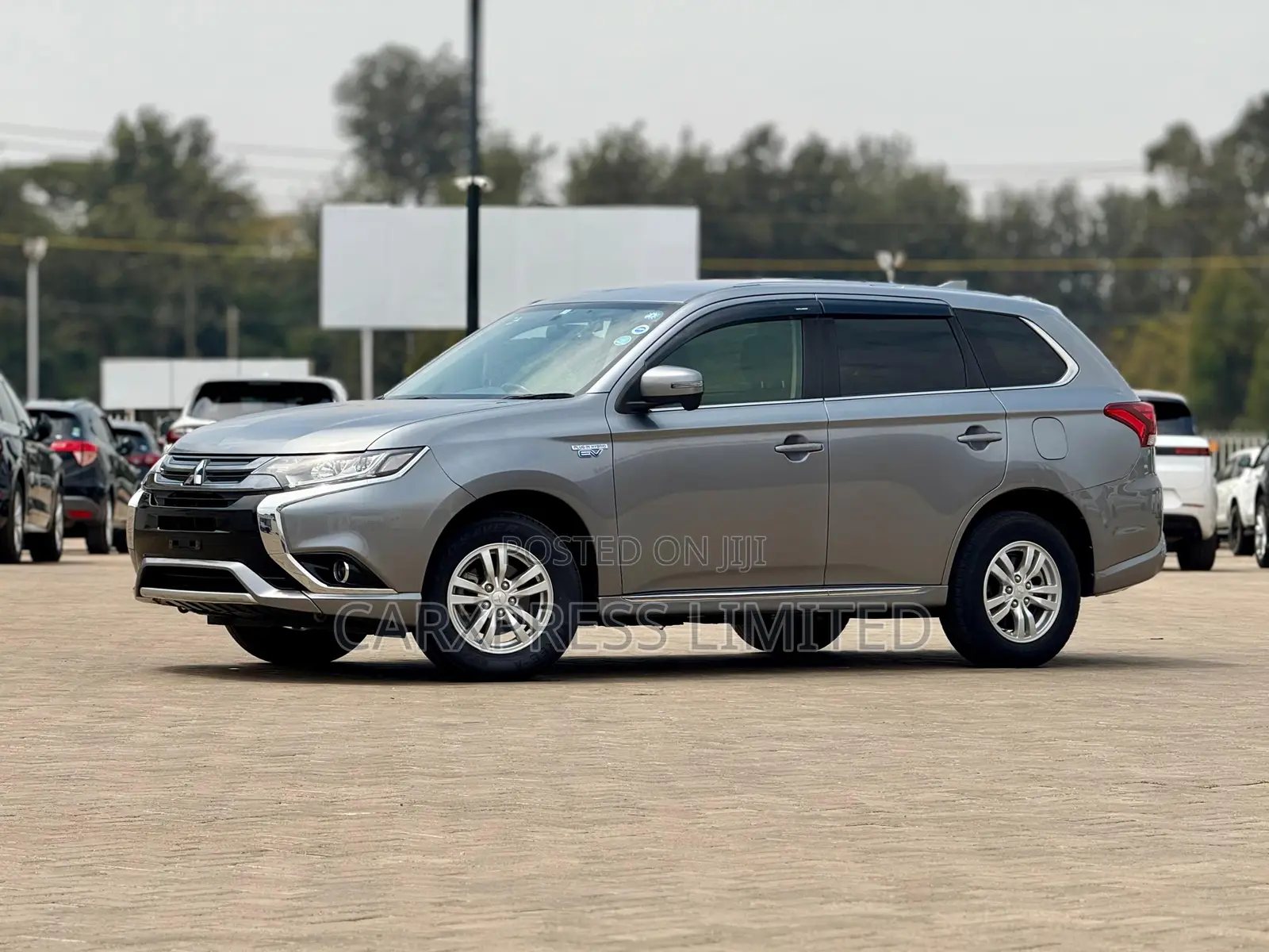 Mitsubishi Outlander 2017 Gray