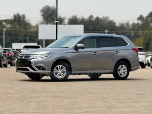 Mitsubishi Outlander 2017 Gray
