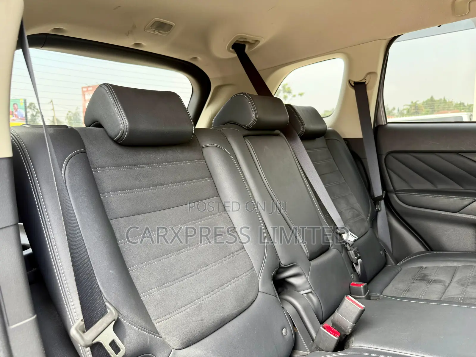 Mitsubishi Outlander 2017 Gray