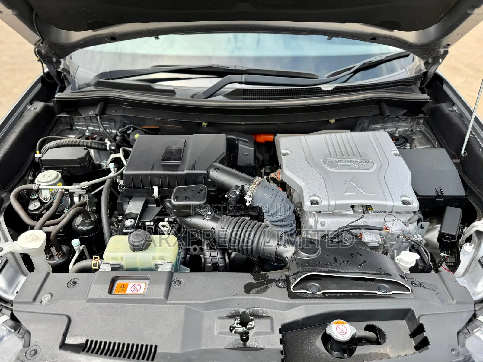 Mitsubishi Outlander 2017 Gray