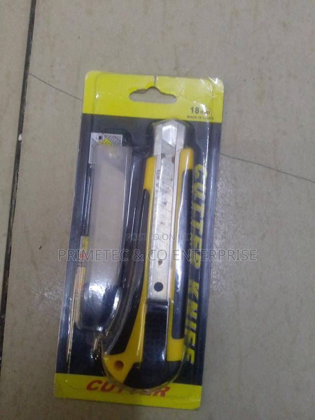 Cutting Pocket Knife With 5 Blades
