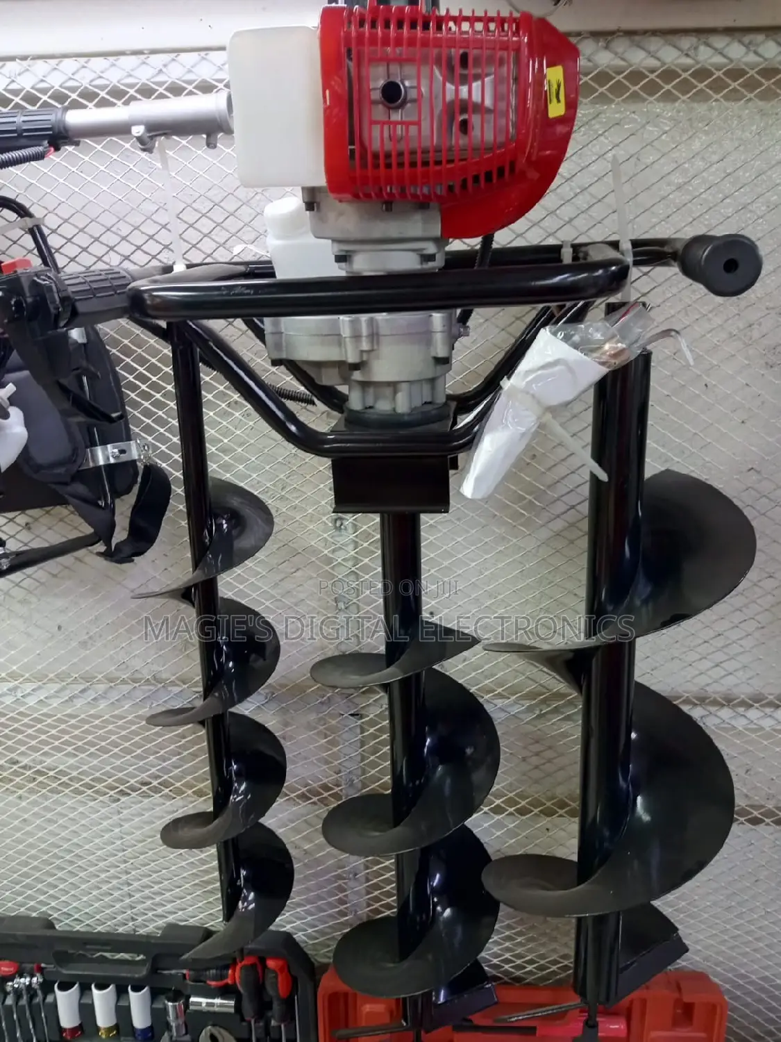 Top Brilliant 4stroke Hawking Earth Auger