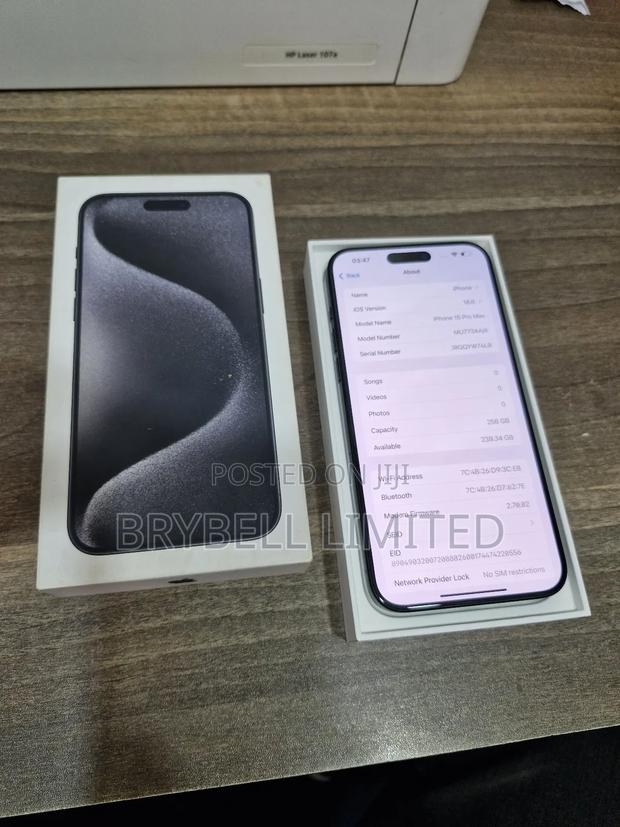 Apple iPhone 15 Pro Max 256 GB Black - thumbnail 8