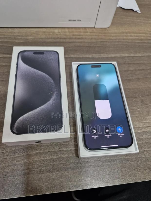 Apple iPhone 15 Pro Max 256 GB Black - thumbnail 10