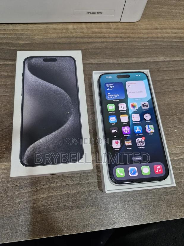 Apple iPhone 15 Pro Max 256 GB Black - thumbnail 3