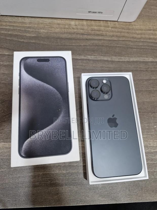 Apple iPhone 15 Pro Max 256 GB Black - thumbnail 9