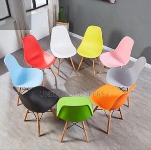 Quality Eames Chair - thumbnail 2