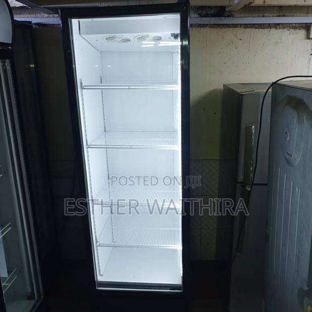 Commercial Clean Display Counter Fridge - thumbnail 2