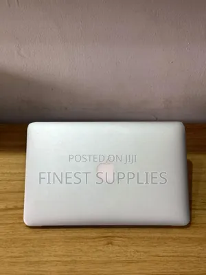 Laptop Apple MacBook Air 2017 8GB Intel Core I5 SSD 256GB