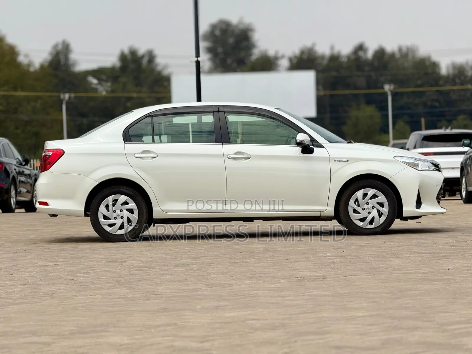 Toyota Axio 2018 White