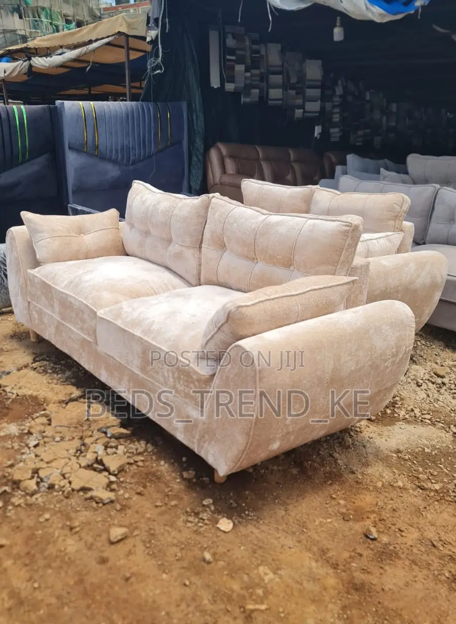 Premium 3 Seater Mayai Design