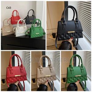 Quality C43 Handbag - thumbnail 2