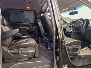 Nissan Elgrand 2017 Black