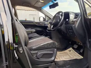 Nissan Elgrand 2017 Black