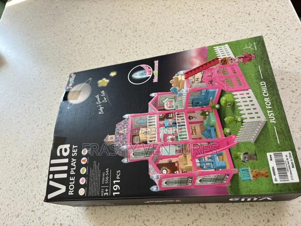 379pcs Kids Doll Villa House