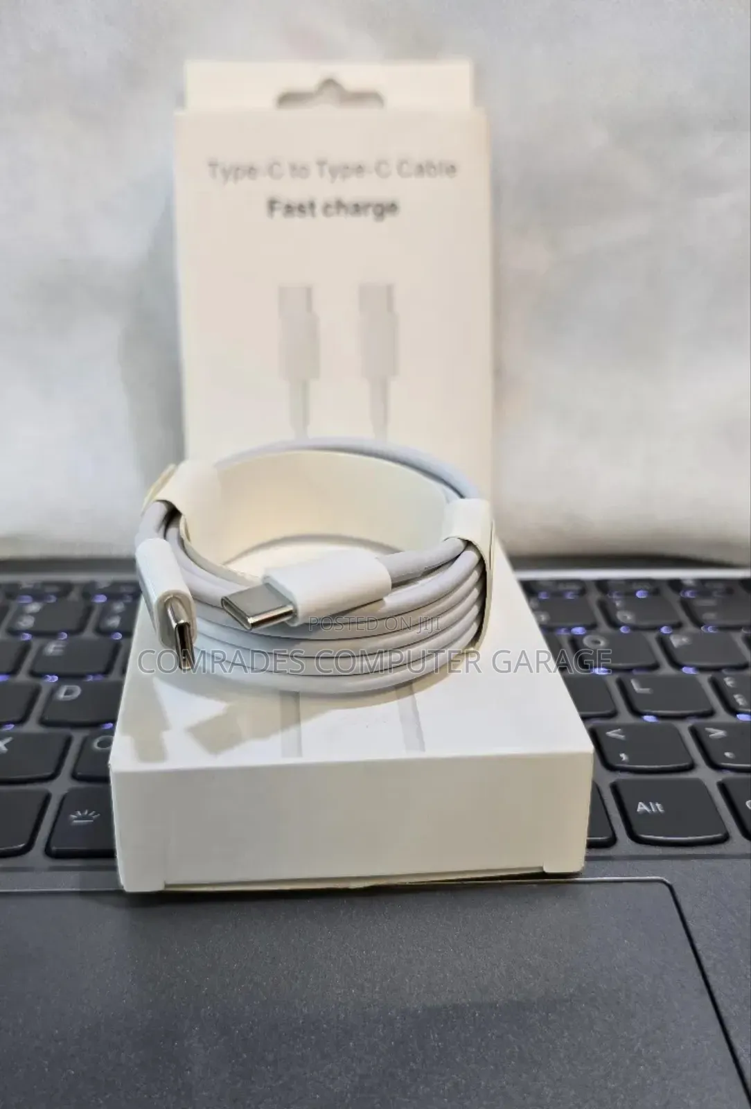 The Cable Is a Usb Type-C to Type-C Cable