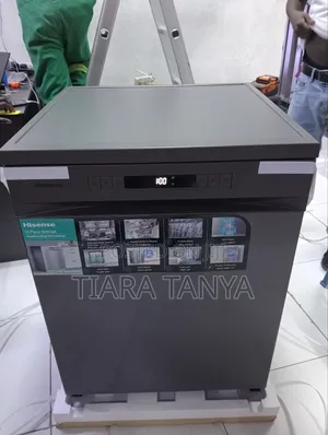 Hisense 13 Place Dishwasher Free Standing With 8 Programs