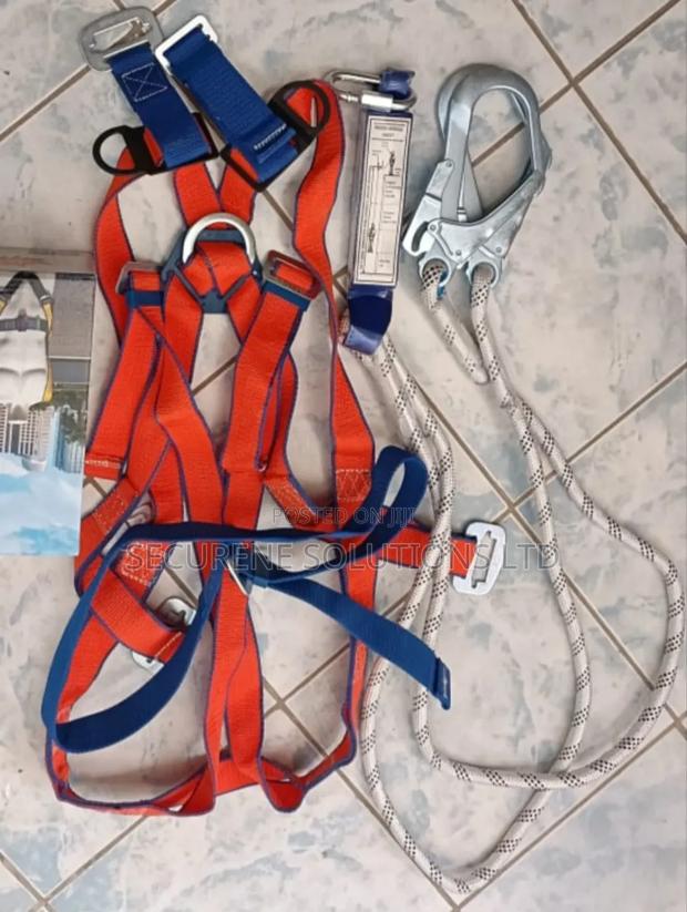 Full Body Safety Harness - thumbnail 2