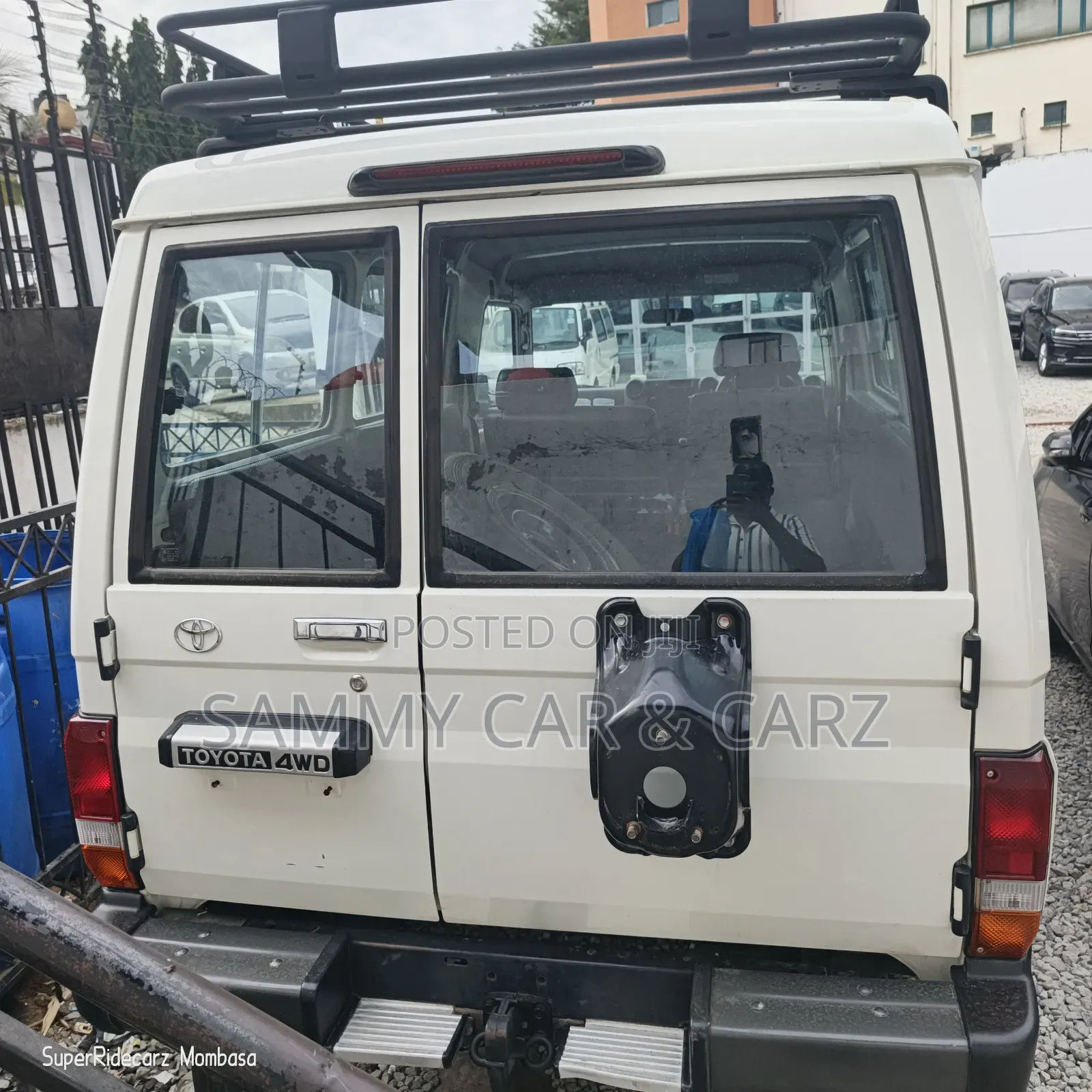 Toyota Land Cruiser 4.5 V8 TD 2018 White